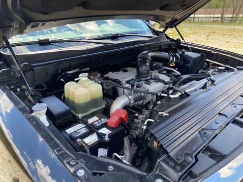 Used 2018 Nissan Titan Platinum Reserve w/ Platinum Utility Package AWD/4WD image 7