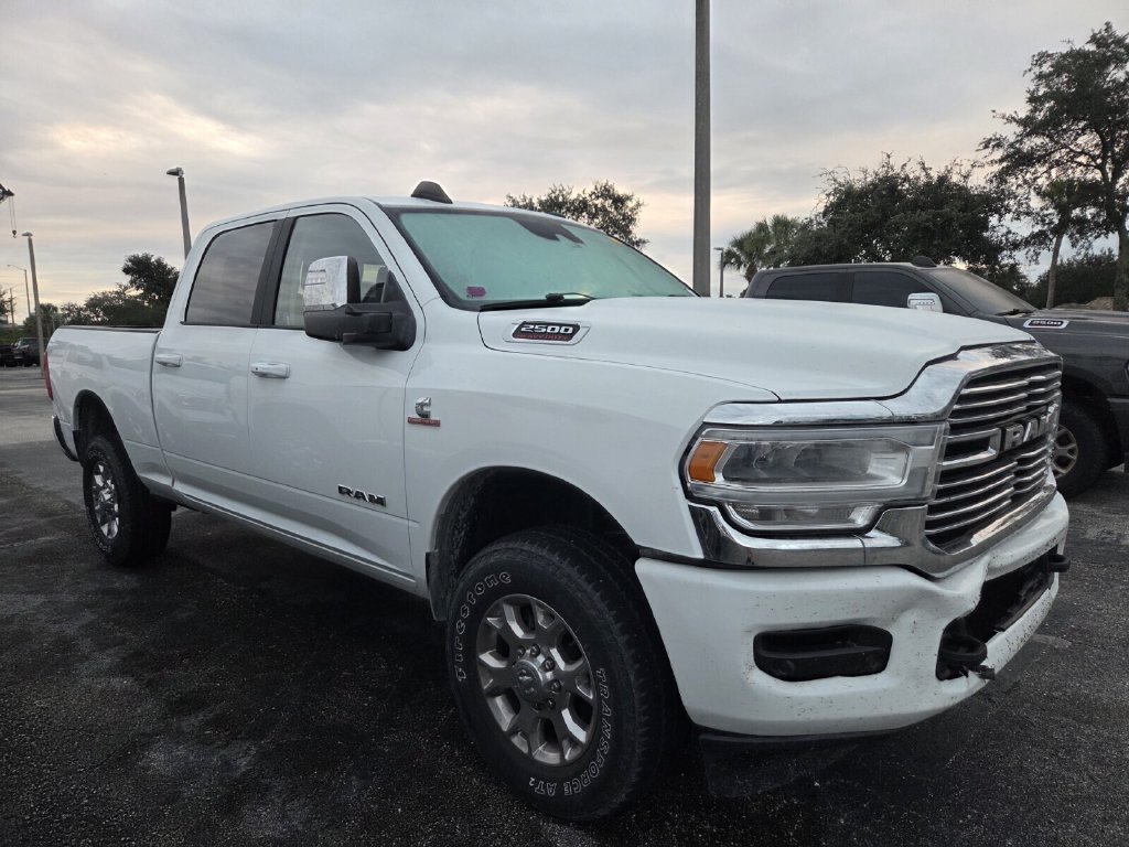 Used 2024 RAM 2500 Laramie w/ Safety Group AWD/4WD image 2
