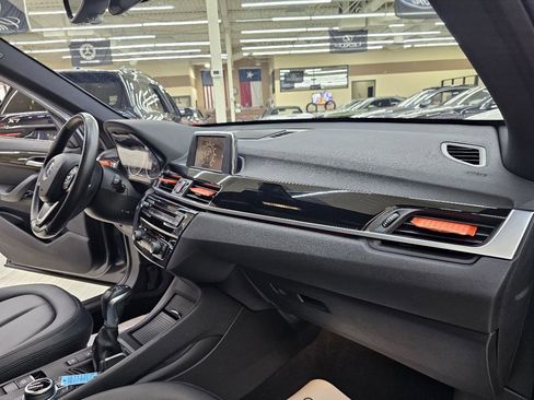 Used 2017 BMW X1 xDrive28i AWD/4WD image 21