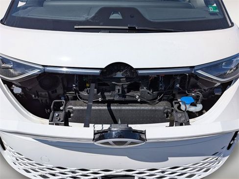 New 2025 Volkswagen ID. Buzz Pro S image 33