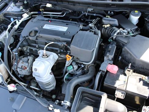 Used 2015 Honda Accord LX image 26