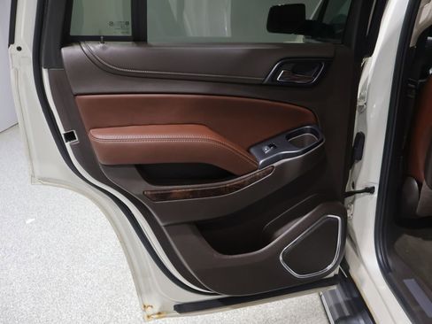 Used 2015 Chevrolet Tahoe LTZ AWD/4WD image 19