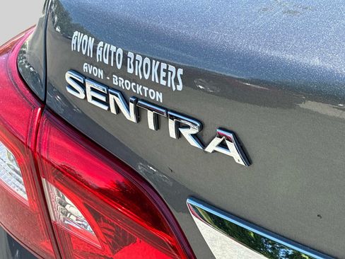 Used 2017 Nissan Sentra S FWD image 9