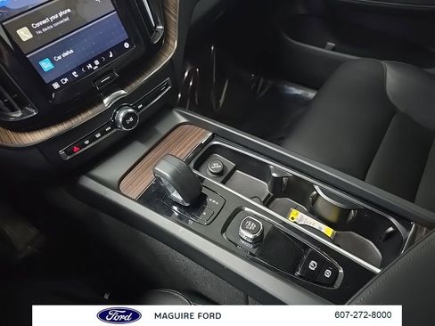 Used 2023 Volvo XC60 B5 Plus w/ Climate Package AWD/4WD image 30
