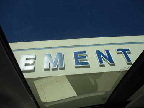 Used 2018 Jeep Grand Cherokee Summit w/ Platinum Series Group image 12