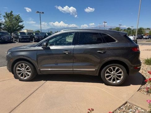 Used 2019 Lincoln MKC Select w/ Select Plus Package AWD/4WD image 5