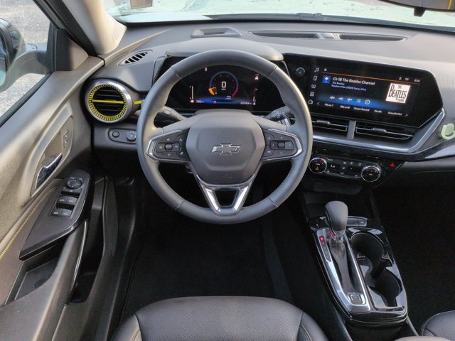 Used 2024 Chevrolet Trax ACTIV w/ Driver Confidence Package FWD image 16