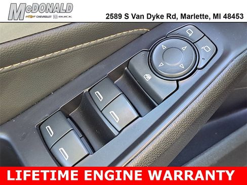 Used 2021 Chevrolet Traverse LS image 18