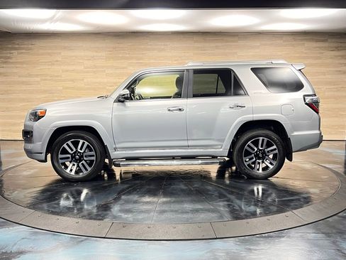 Used 2024 Toyota 4Runner Limited AWD/4WD image 16