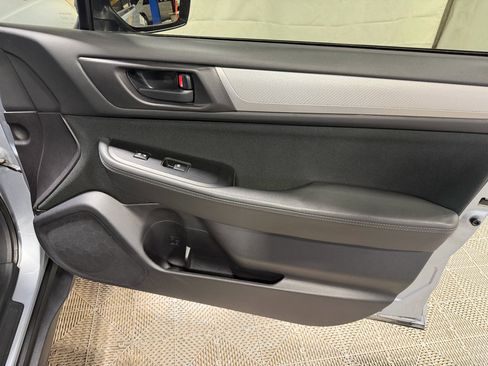 Used 2017 Subaru Outback 2.5i image 14