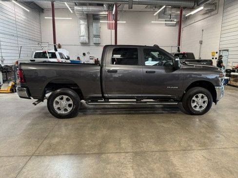 Used 2025 RAM 2500 Big Horn AWD/4WD image 6
