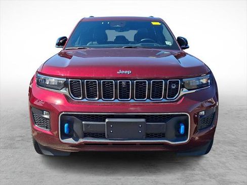 Certified 2024 Jeep Grand Cherokee Overland w/ Advanced Protech Group III image 2