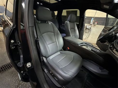 Certified 2024 Buick Enclave Essence w/ Experience Buick Package image 27