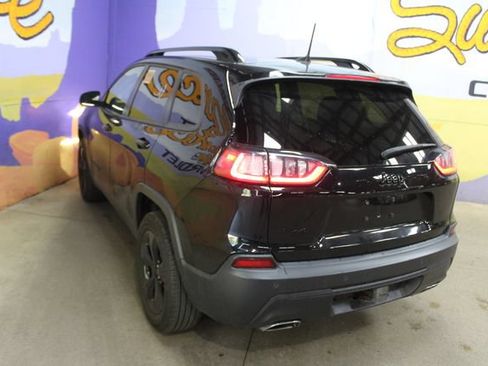 Used 2021 Jeep Cherokee Latitude Lux w/ Sun & Sound Group AWD/4WD image 6