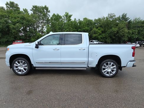 New 2026 Chevrolet Silverado 1500 High Country w/ Technology Package AWD/4WD image 5