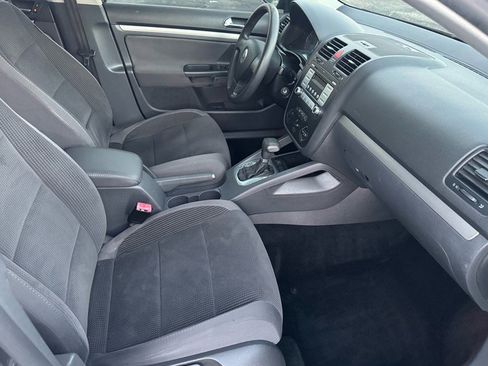 Used 2009 Volkswagen Jetta S image 11