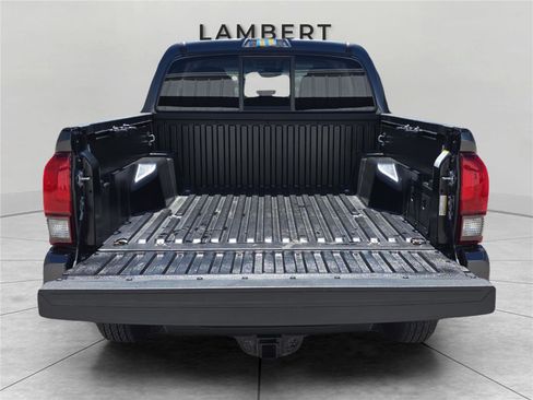 Used 2023 Toyota Tacoma SR AWD/4WD image 13