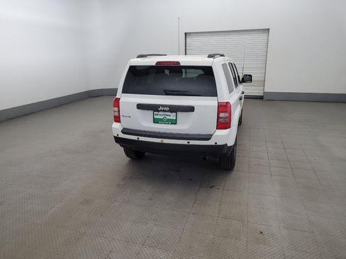 Used 2015 Jeep Patriot Sport AWD/4WD image 7