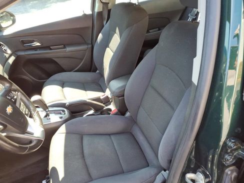 Used 2014 Chevrolet Cruze LT FWD image 17