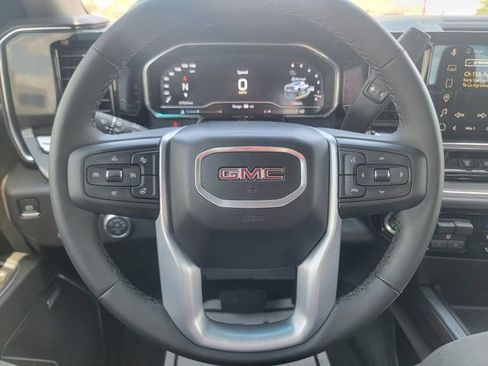Used 2025 GMC Sierra 3500 SLT w/ SLT Premium Package AWD/4WD image 21