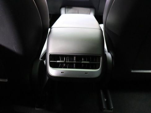 Used 2023 Tesla Model 3 Standard Range image 43