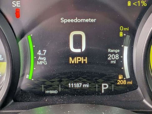 Certified 2025 Jeep Wrangler Unlimited Sahara w/ Safety Group AWD/4WD image 17