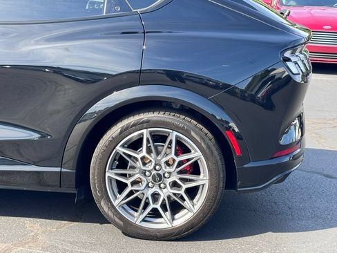 Used 2025 Ford Mustang Mach-E GT AWD/4WD image 38