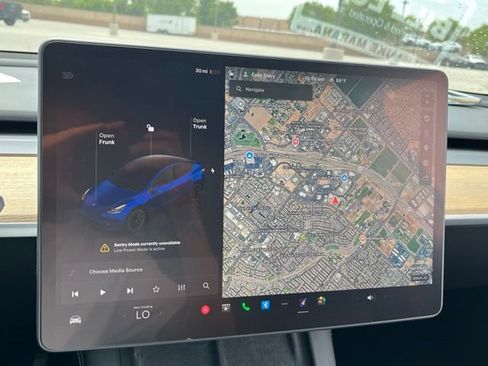 Used 2023 Tesla Model Y Long Range AWD/4WD image 16