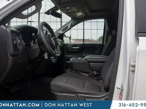 Used 2022 Chevrolet Silverado 1500 Custom RWD image 3