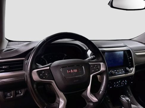 Used 2017 GMC Acadia SLT AWD/4WD image 10