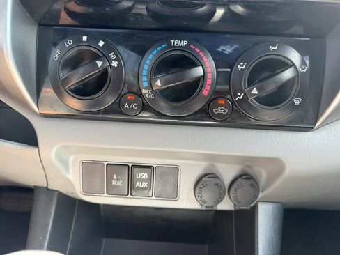 Used 2013 Toyota Tacoma 4x4 Double Cab w/ TRD Off-Road Pkg image 24