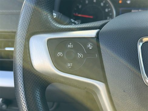 Used 2022 GMC Terrain SLE w/ Driver Convenience Package image 19