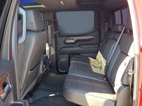 Used 2023 Chevrolet Silverado 1500 High Country w/ High Country Premium Package AWD/4WD image 7