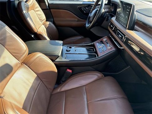Certified 2023 Lincoln Aviator Grand Touring w/ Equipment Group 301A image 25