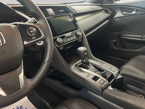 Used 2017 Honda Civic EX image 10