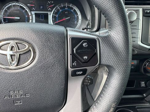 Used 2016 Toyota 4Runner SR5 RWD image 21