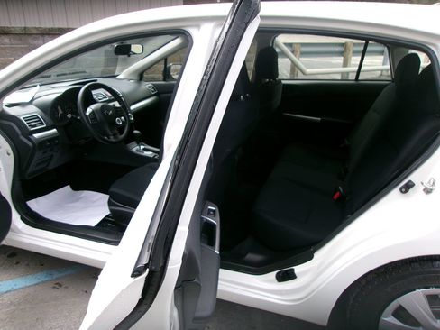 Used 2016 Subaru Impreza 2.0i AWD/4WD image 12