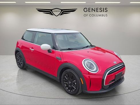 Used 2024 MINI Cooper 2-Door Hardtop FWD image 7