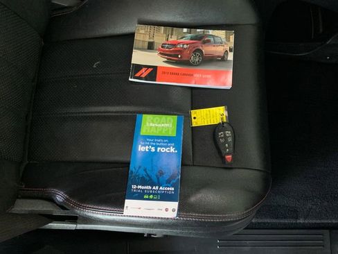 Used 2019 Dodge Grand Caravan GT image 17