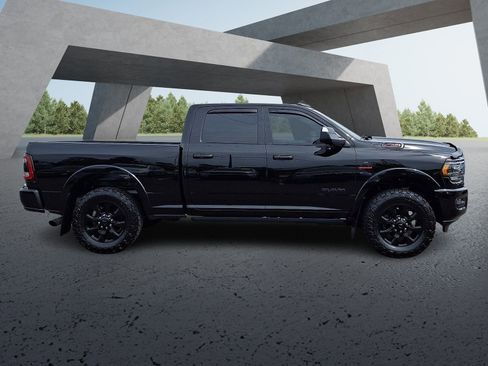 Used 2022 RAM 2500 Limited w/ Night Edition AWD/4WD image 7