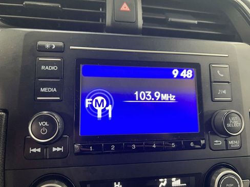 Used 2020 Honda Civic LX image 13