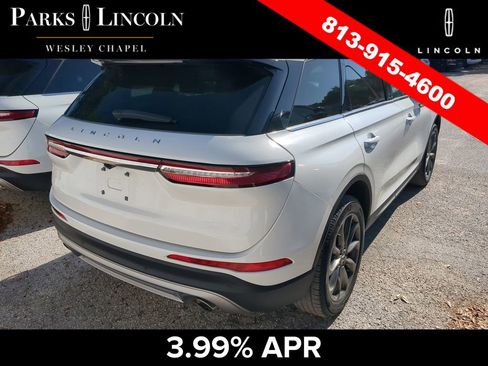 Used 2022 Lincoln Corsair FWD w/ Premium Package image 12