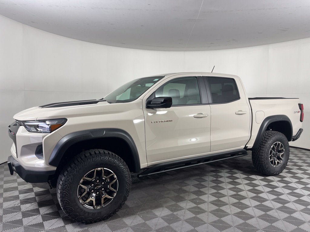 New 2026 Chevrolet Colorado ZR2 w/ Technology Package AWD/4WD image 20