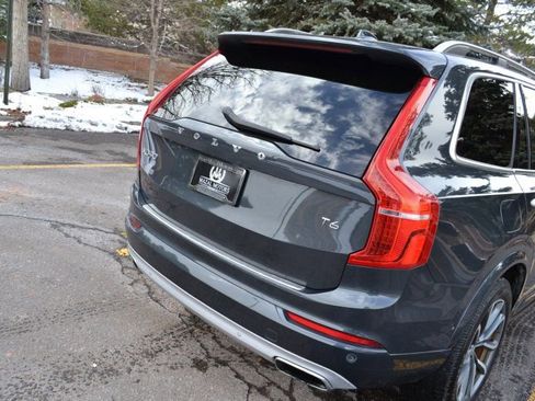 Used 2017 Volvo XC90 T6 Momentum w/ Vision Package image 13