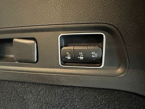 Certified 2024 Mercedes-Benz GLS 450 4MATIC image 41