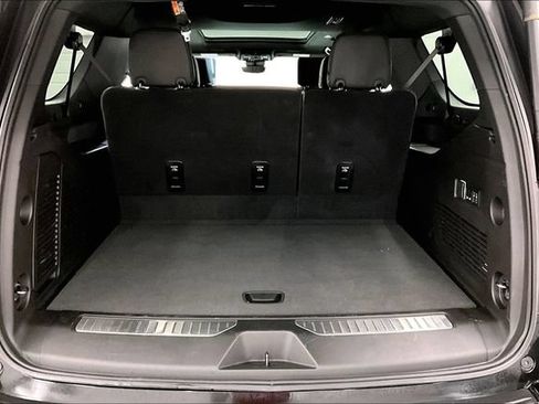 Used 2025 GMC Yukon XL Denali Ultimate w/ LPO, Floor Liner Package AWD/4WD image 44