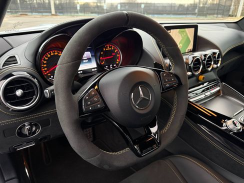 Used 2018 Mercedes-Benz AMG GT R image 11