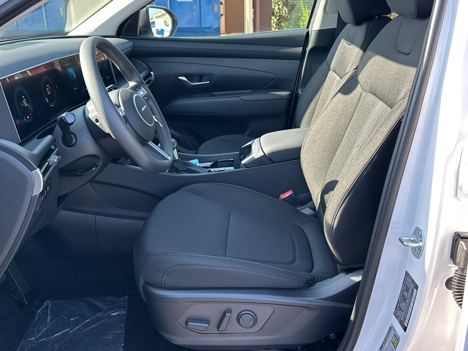 New 2026 Hyundai Tucson SEL FWD image 11