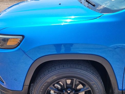 Used 2023 Jeep Cherokee Altitude Lux image 6