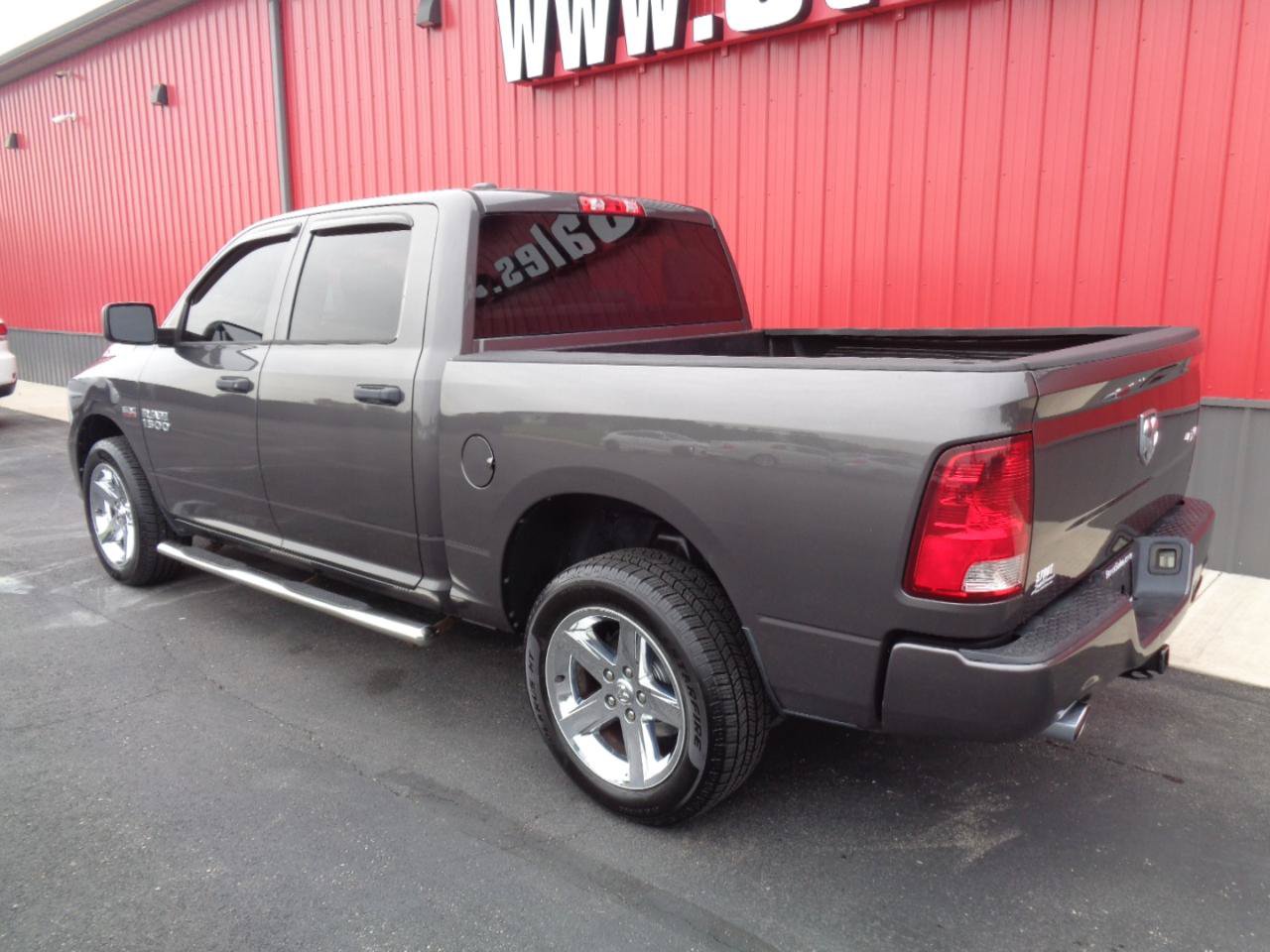 Used 2014 RAM 1500 Express AWD/4WD image 7
